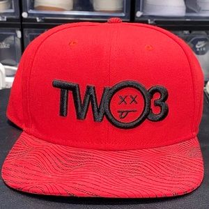 VTG AIR JORDAN 12 FLU GAME CAP • ADJUSTABLE SNAP BACK HAT • RED BLACK • NBA NIKE